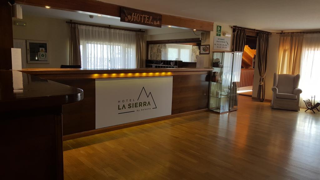 Hotel La Sierra By Selecta Mataelpino Exterior photo